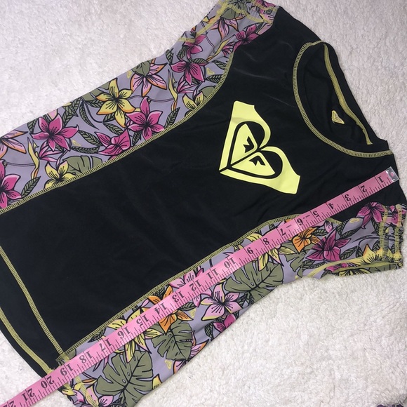 Big Girl’s Roxy Rash Guard L - Picture 5 of 8
